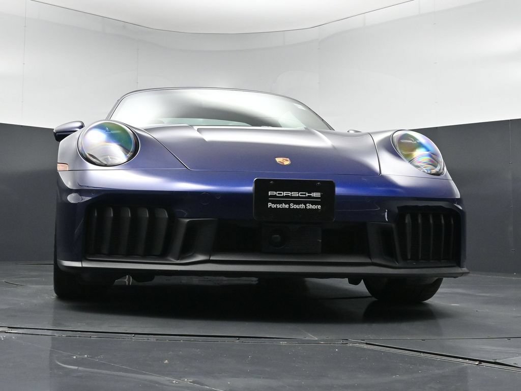 Certified 2025 Porsche 911 Targa 4 GTS AWD/4WD image 30