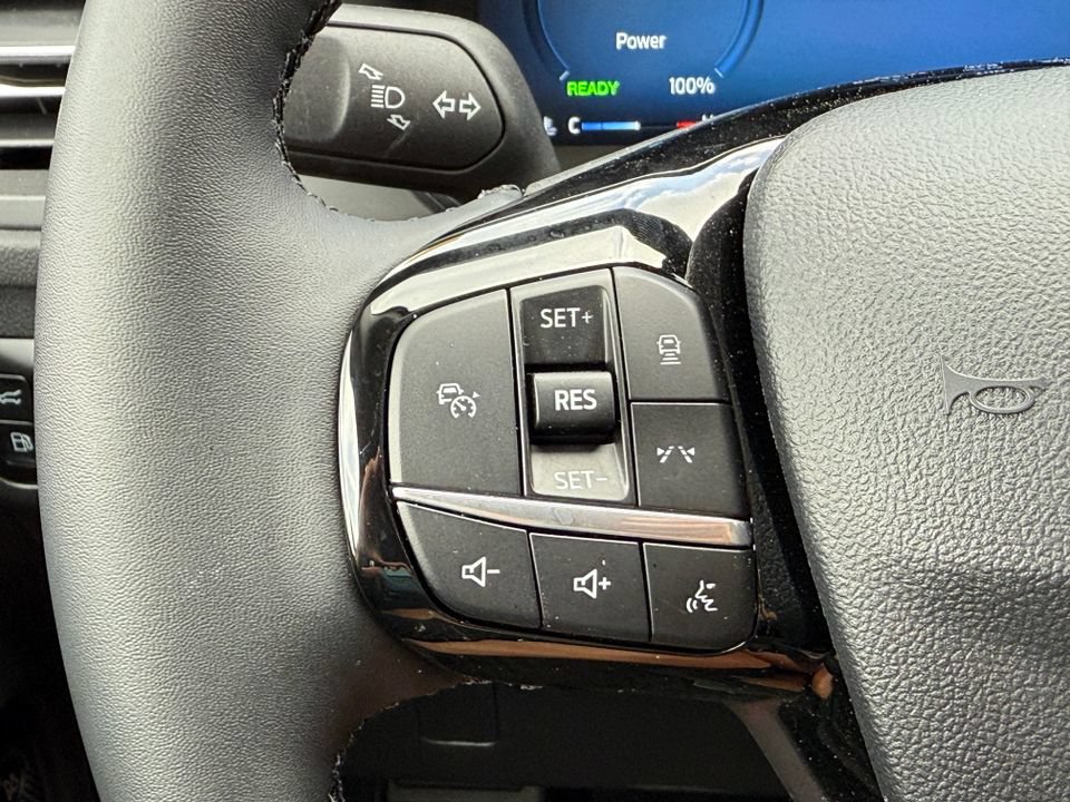 Used 2024 Ford Escape SE w/ PHEV Premium Package FWD image 20