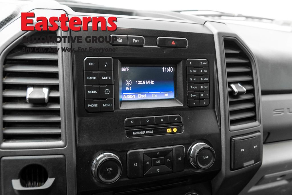 Used 2017 Ford F550 2WD Regular Cab Super Duty image 19