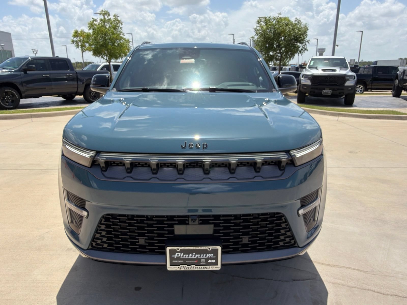 New 2026 Jeep Grand Wagoneer Limited AWD/4WD image 8