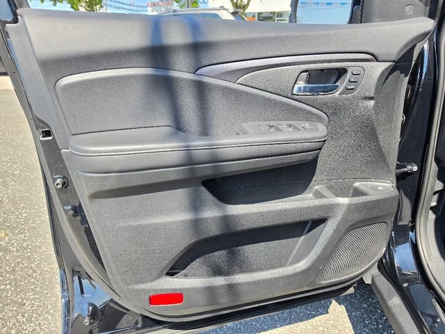 Certified 2025 Honda Ridgeline RTL image 19