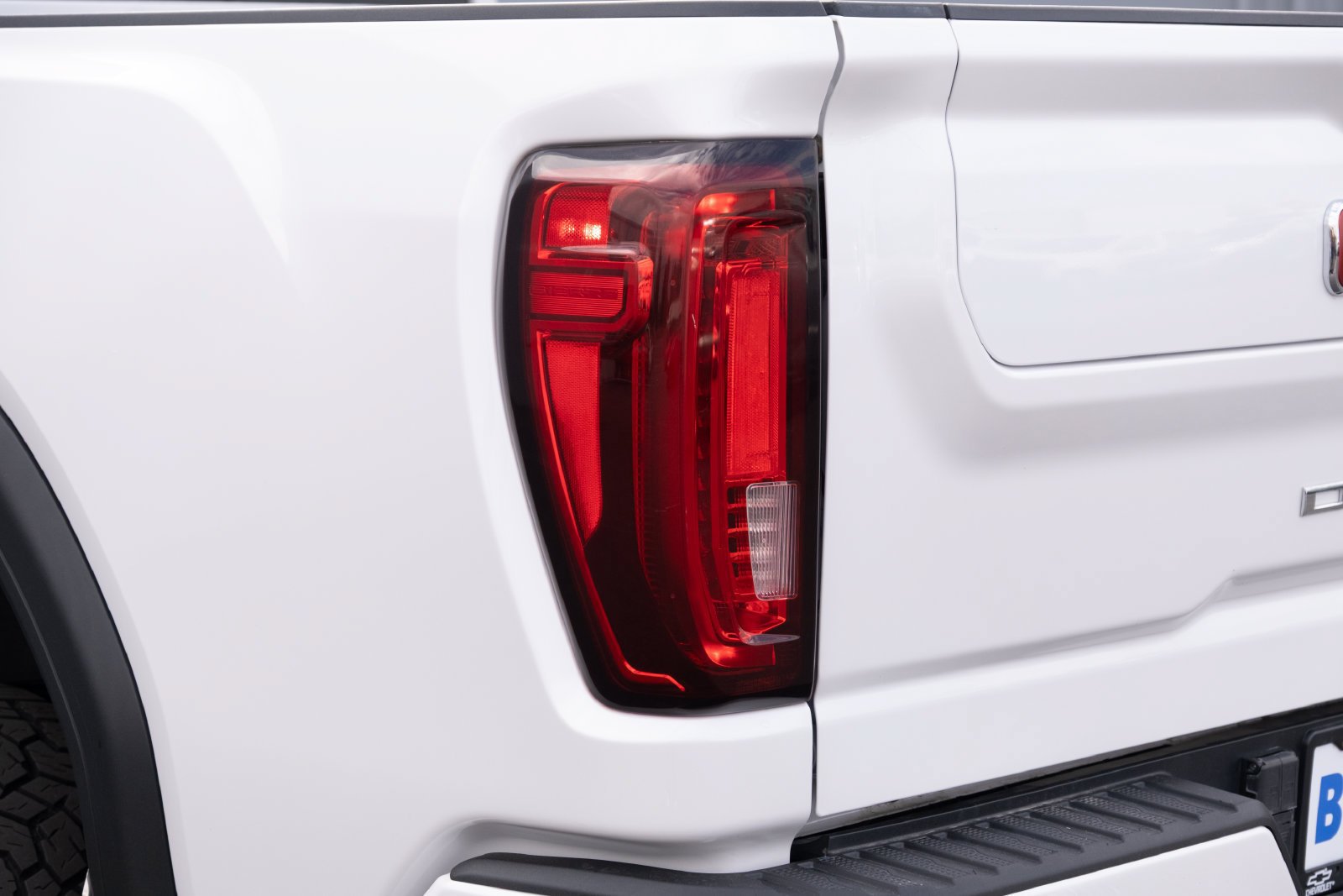 Used 2023 GMC Sierra 3500 Denali w/ Denali Ultimate Package AWD/4WD image 31