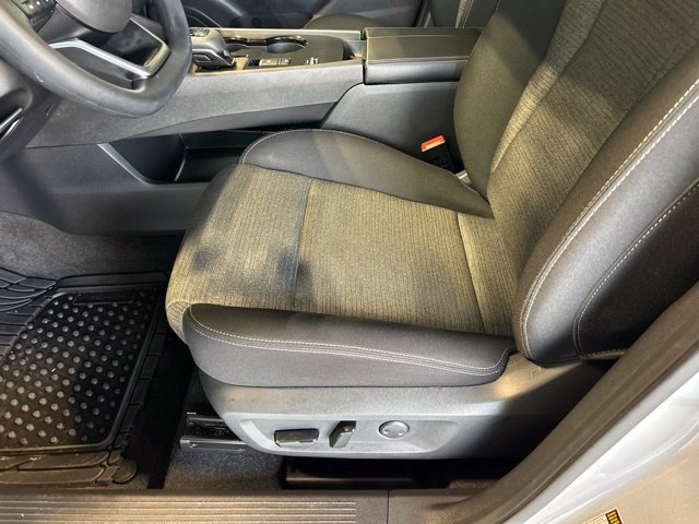 Used 2022 Nissan Rogue SV FWD image 39