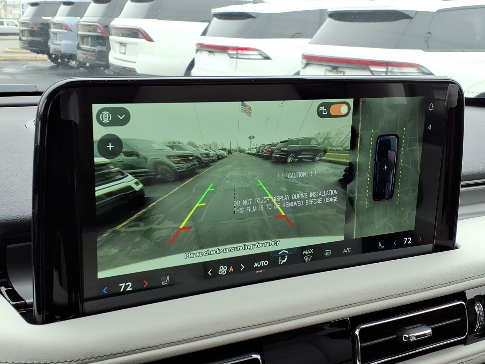 New 2026 Lincoln Aviator AWD w/ Jet Appearance Package image 15