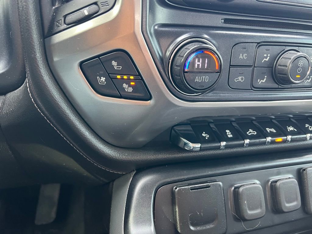 Used 2018 Chevrolet Silverado 1500 LTZ Z71 w/ Centennial Edition image 32