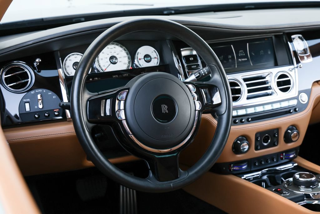 Used 2020 Rolls-Royce Wraith RWD image 30