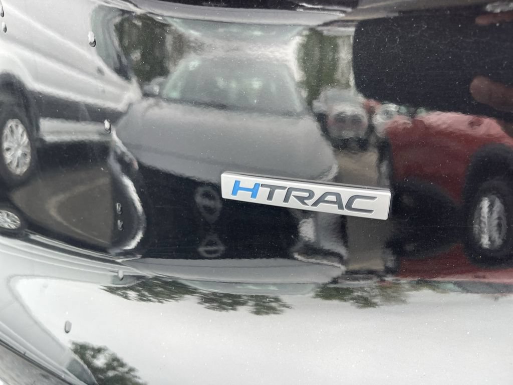 Used 2019 Hyundai Santa Fe AWD image 9