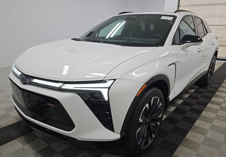 Used 2024 Chevrolet Blazer EV RS AWD/4WD image 2
