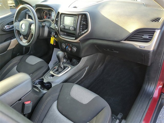 Used 2017 Jeep Cherokee Sport w/ Trailer Tow Group image 14