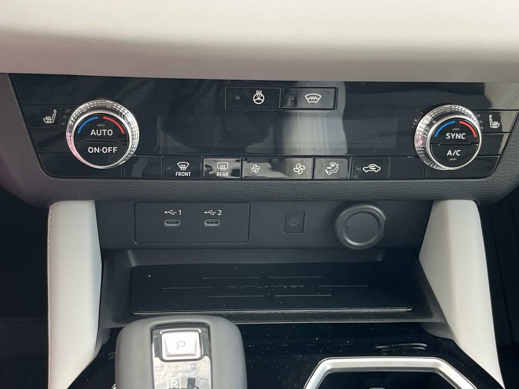 New 2026 Mitsubishi Outlander SE AWD/4WD image 23