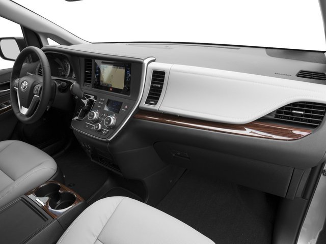 Used 2017 Toyota Sienna Limited FWD image 16
