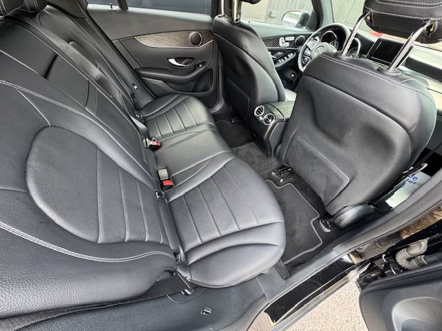 Used 2017 Mercedes-Benz GLC 300 4MATIC image 20