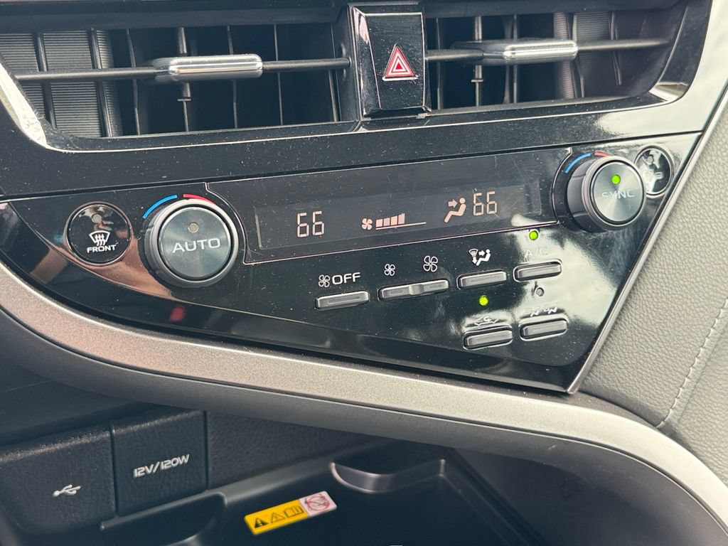 Certified 2022 Toyota Camry XSE FWD image 23