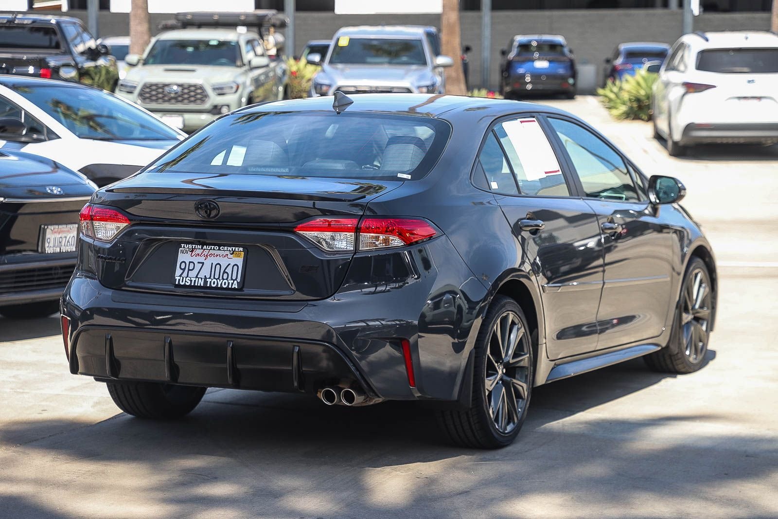 Certified 2025 Toyota Corolla SE FWD image 6