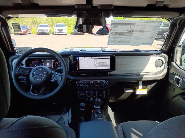 New 2026 Jeep Gladiator Sport AWD/4WD image 9