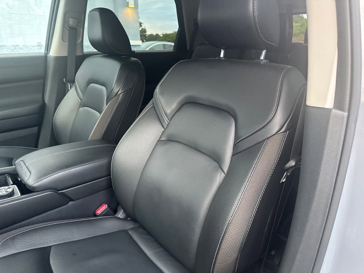 Used 2023 Nissan Pathfinder SL w/ SL Premium Package AWD/4WD image 18