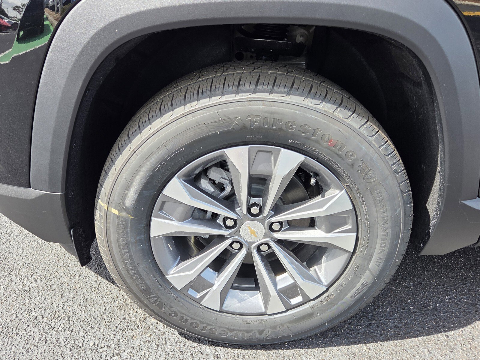 New 2026 Chevrolet Equinox LT w/ Convenience Package II FWD image 4