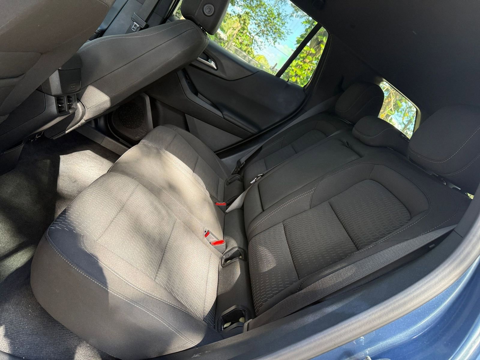 Used 2025 Chevrolet Equinox LT image 31