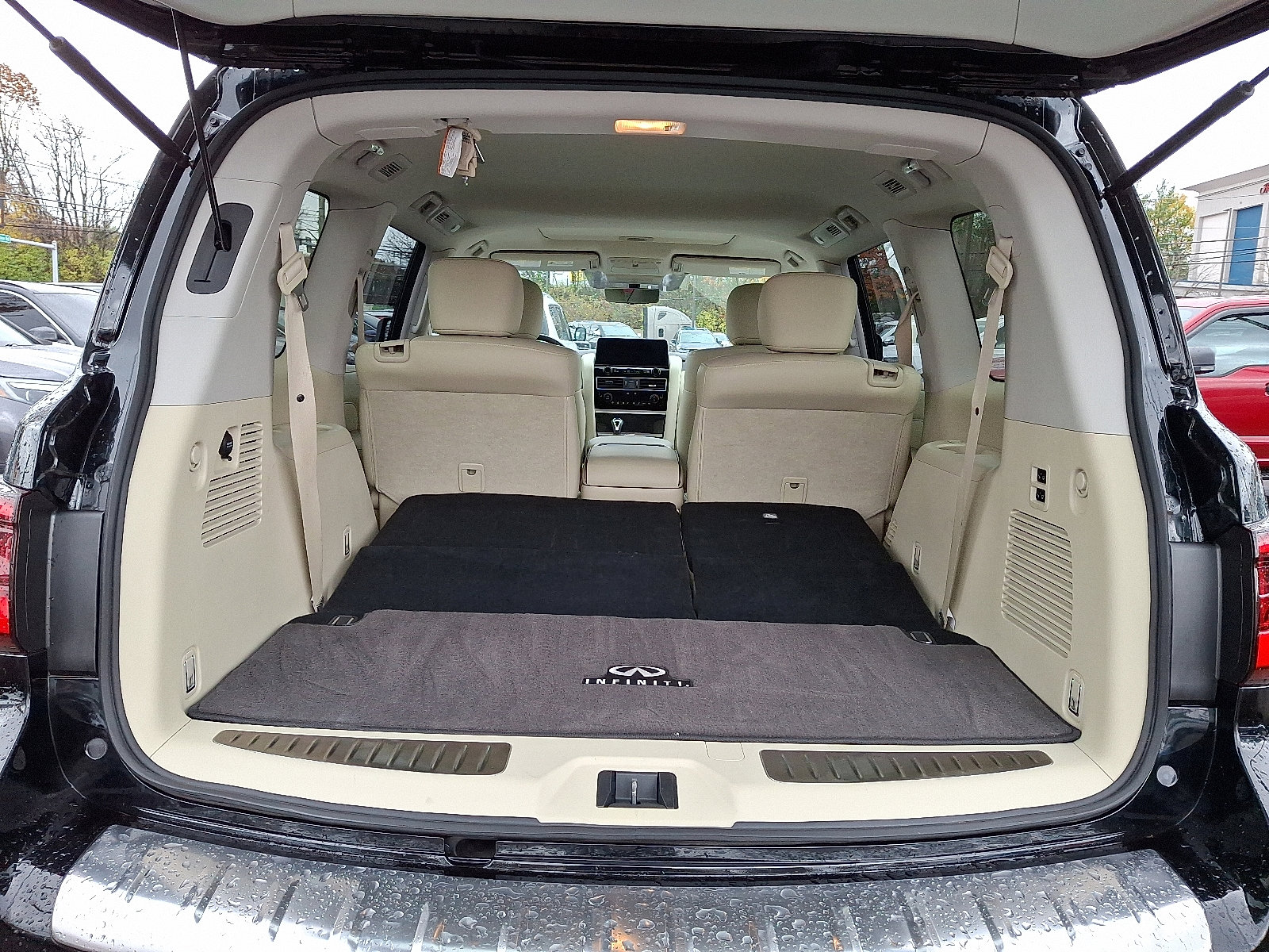 Certified 2024 INFINITI QX80 Luxe w/ Cargo Package image 30