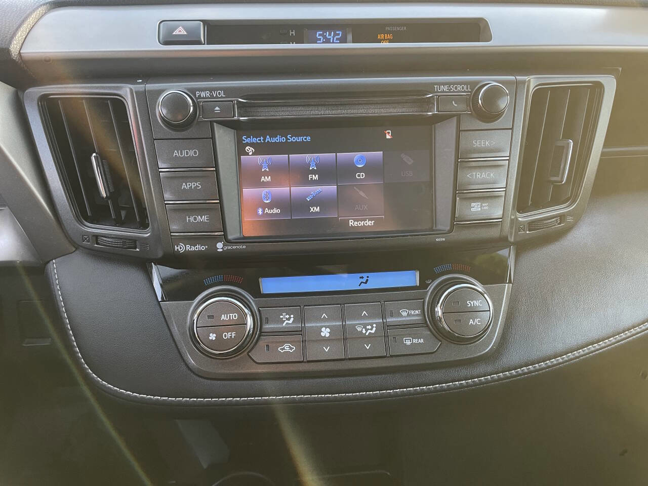 Used 2015 Toyota RAV4 XLE image 26