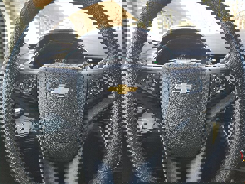 Used 2019 Chevrolet Trax LS w/ Tint and Cruise Package FWD image 16