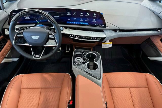 New 2026 Cadillac Optiq Sport 2 image 13