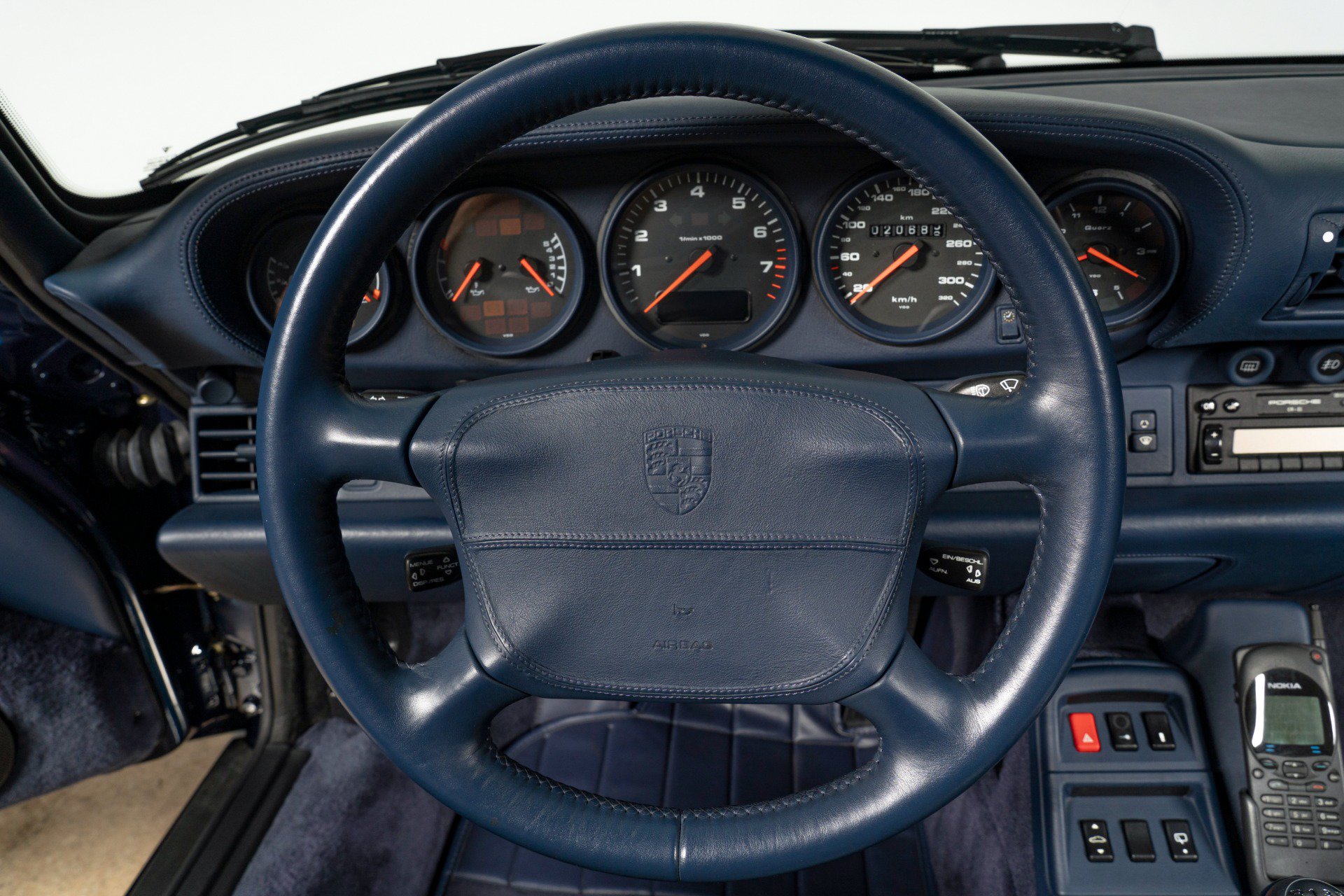 Used 1998 Porsche 911 image 17