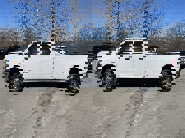 Used 2021 RAM 3500 Tradesman w/ Chrome Appearance Group image 11