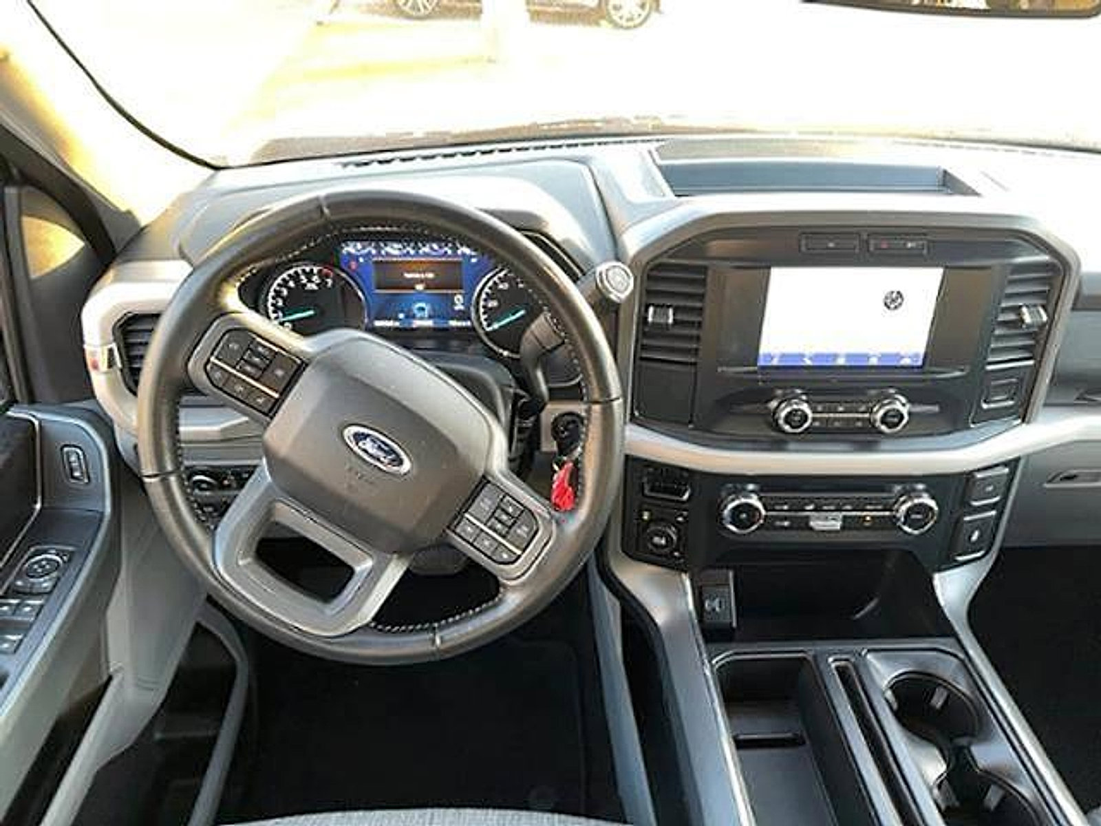 Used 2022 Ford F150 XLT w/ Equipment Group 301A Mid AWD/4WD image 10