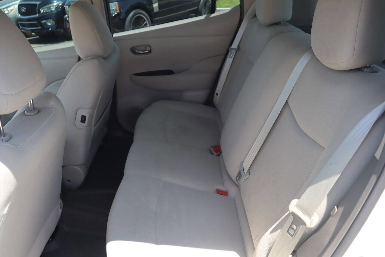 Used 2012 Nissan Leaf SL image 12