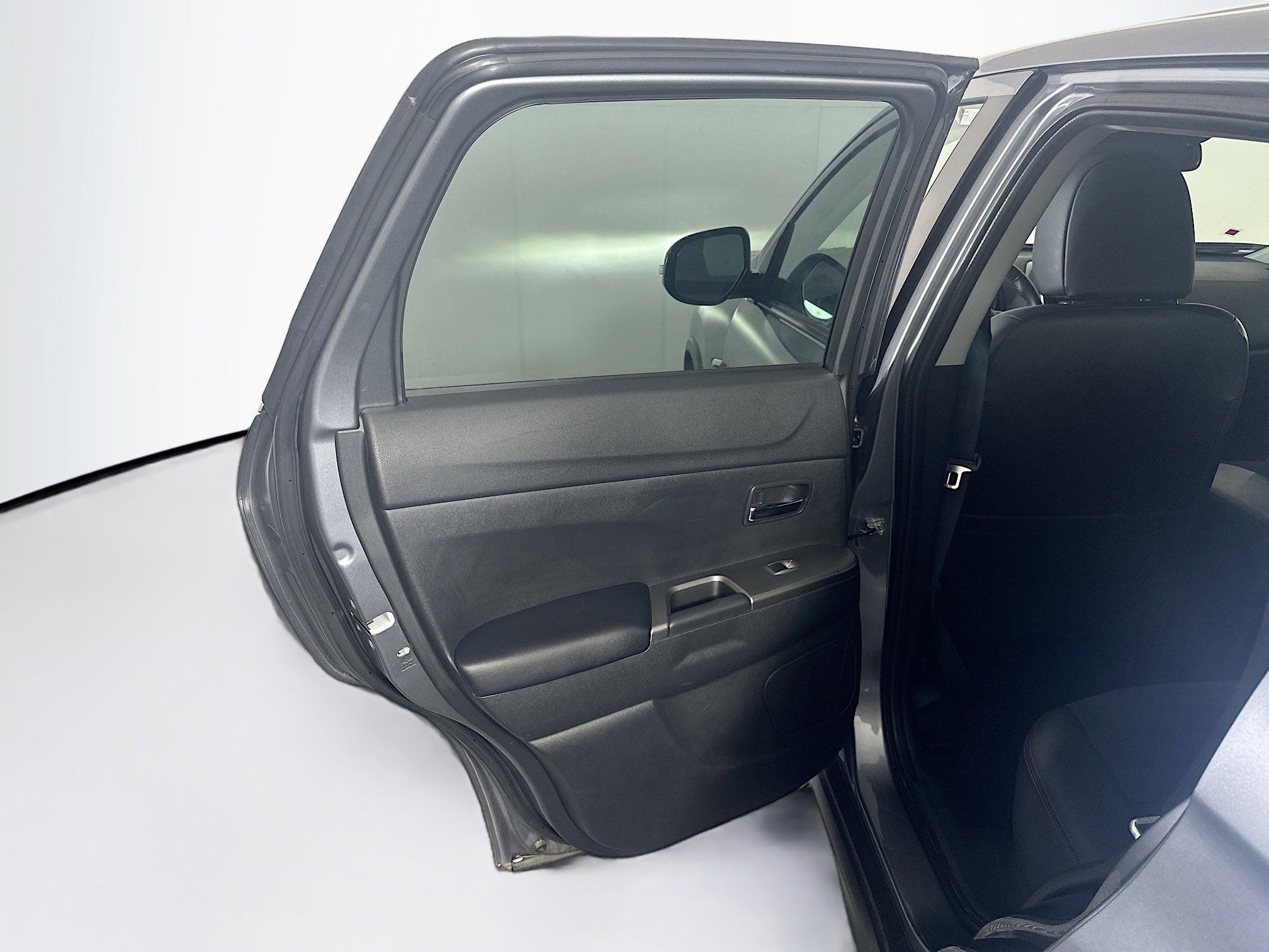 Used 2025 Mitsubishi Outlander Sport SE image 27