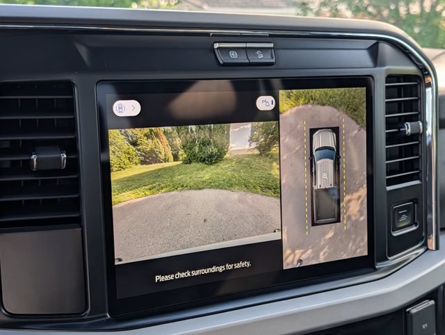 New 2026 Ford F250 XLT w/ XLT Premium Package AWD/4WD image 18