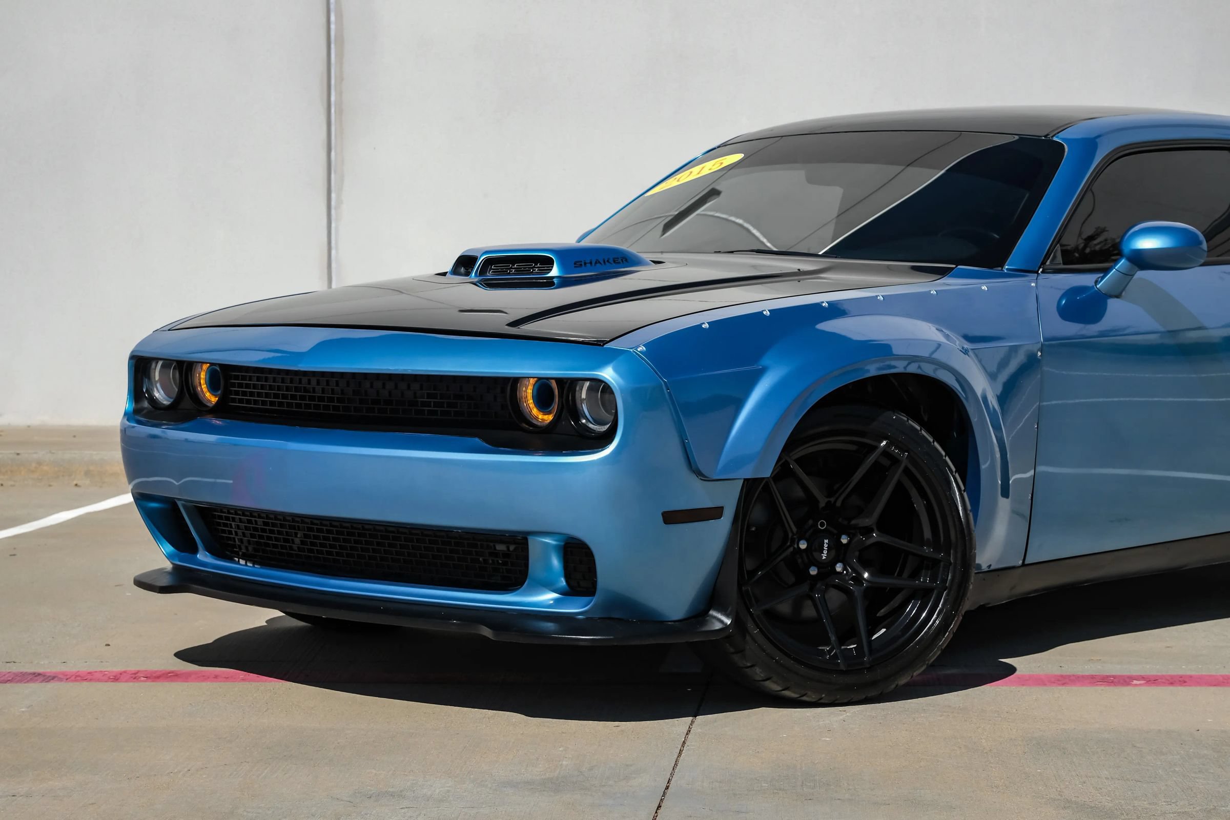Used 2015 Dodge Challenger R/T RWD image 6