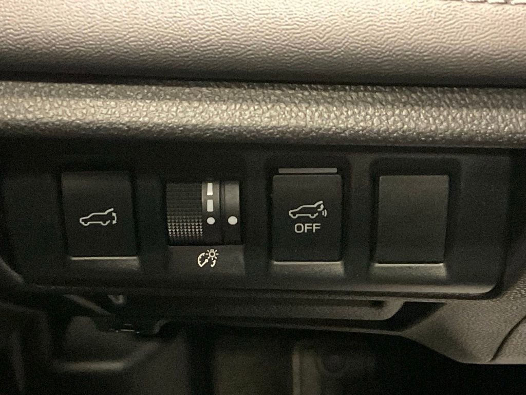 Used 2022 Subaru Outback Limited image 18