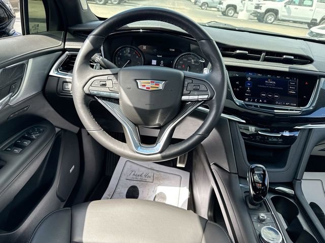 Used 2024 Cadillac XT6 Sport w/ Technology Package AWD/4WD image 14