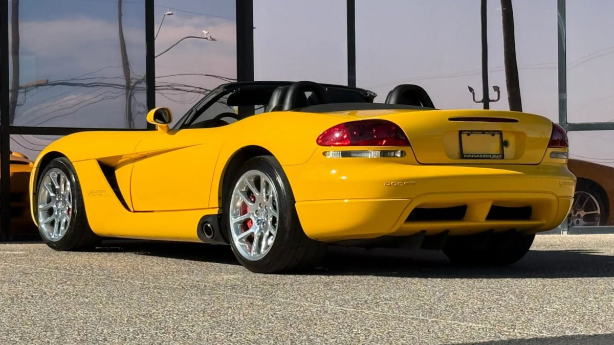 Used 2005 Dodge Viper SRT-10 RWD image 15