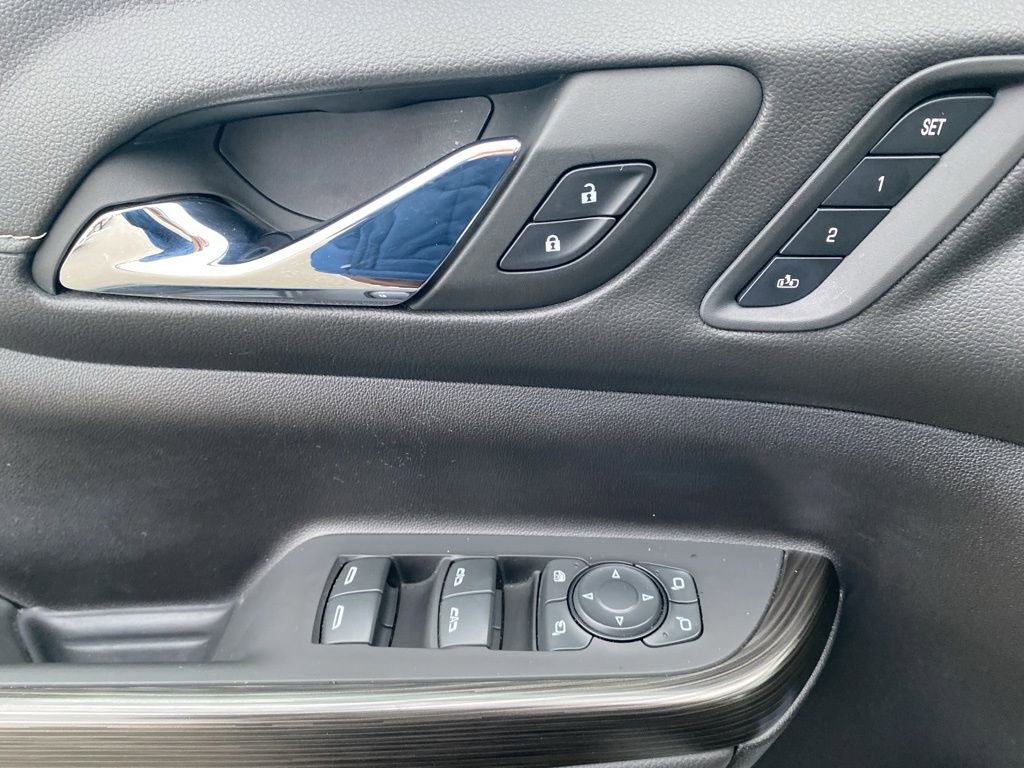 Used 2023 GMC Acadia SLT w/ Elevation Edition image 23