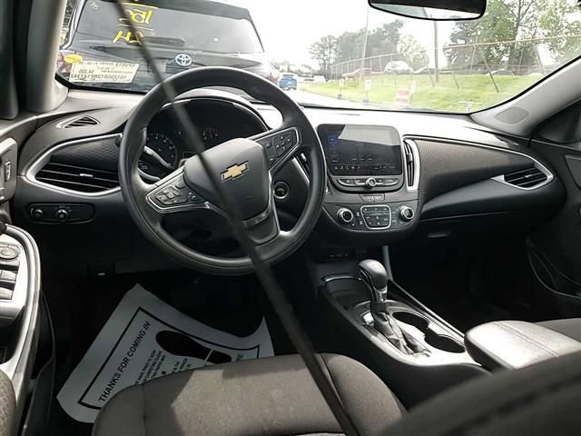 Used 2024 Chevrolet Malibu LT FWD image 11