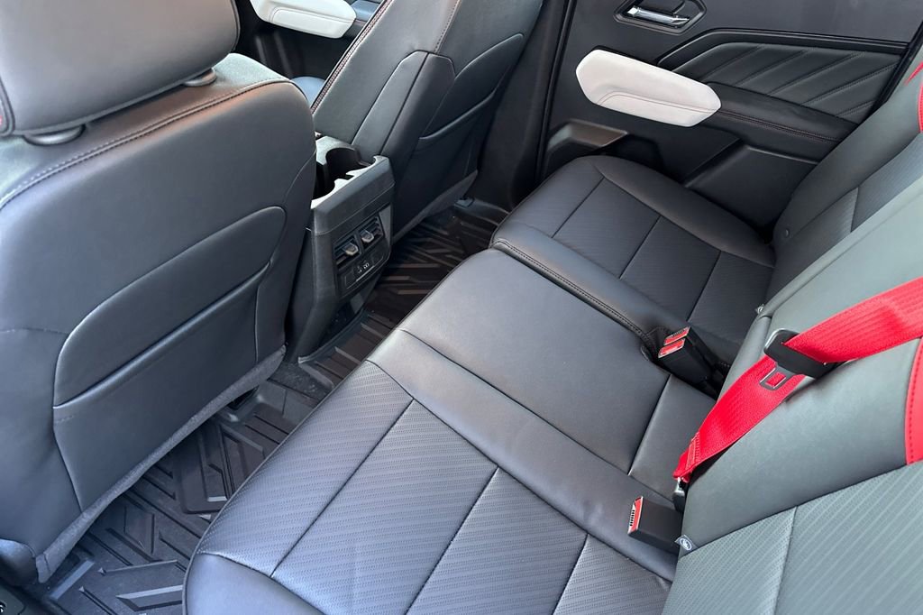 New 2026 GMC Canyon AT4X w/ AT4X AEV Edition AWD/4WD image 10