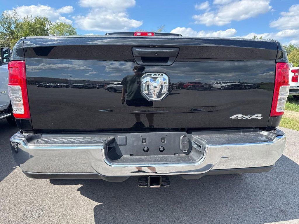 Used 2024 RAM 3500 Tradesman w/ Chrome Appearance Group image 6