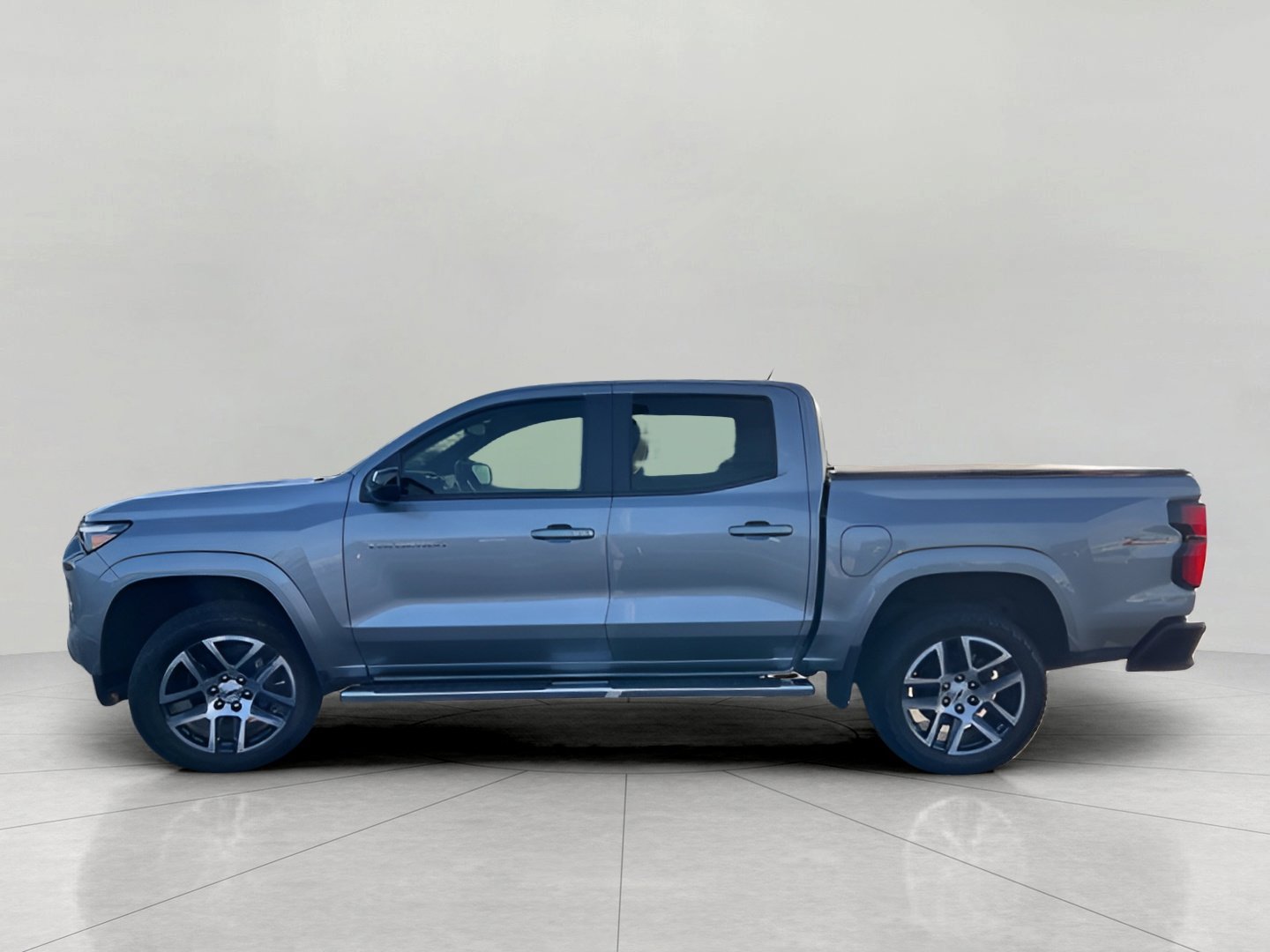 Used 2024 Chevrolet Colorado Z71 w/ Z71 Convenience Package 2 image 5