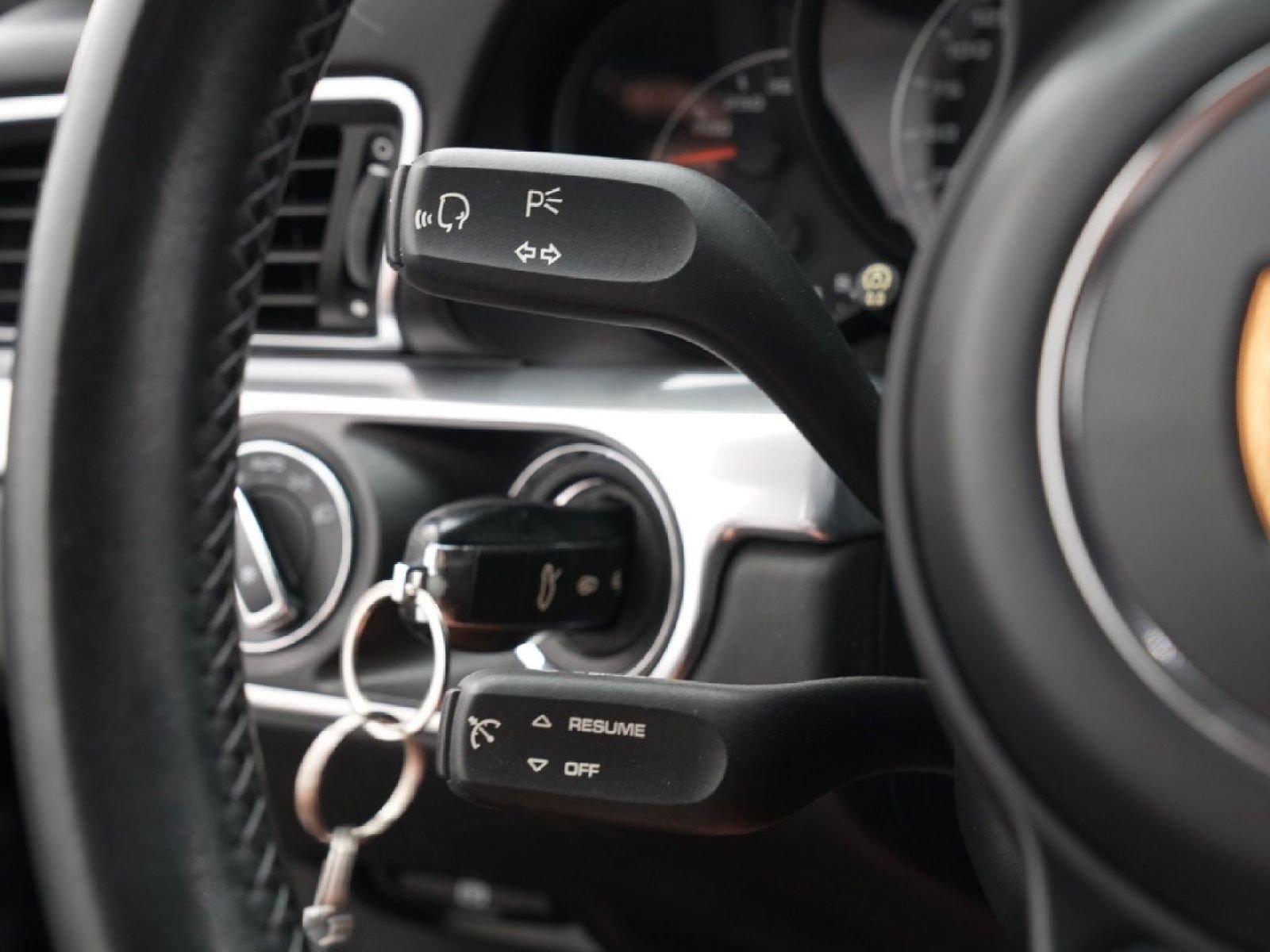 Used 2018 Porsche 911 Turbo AWD/4WD image 19