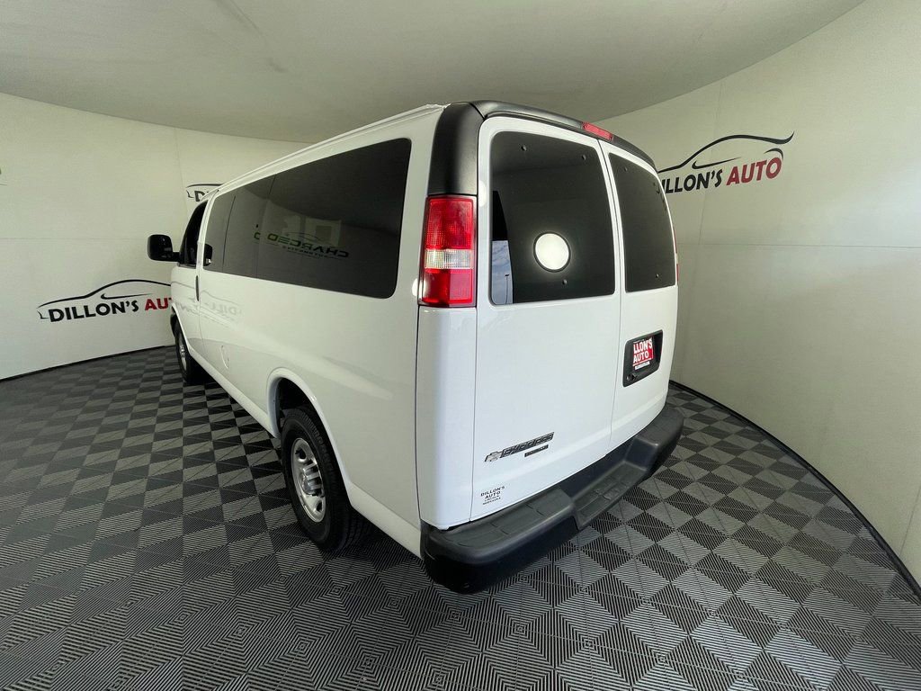 Used 2016 Chevrolet Express 2500 LS RWD image 4