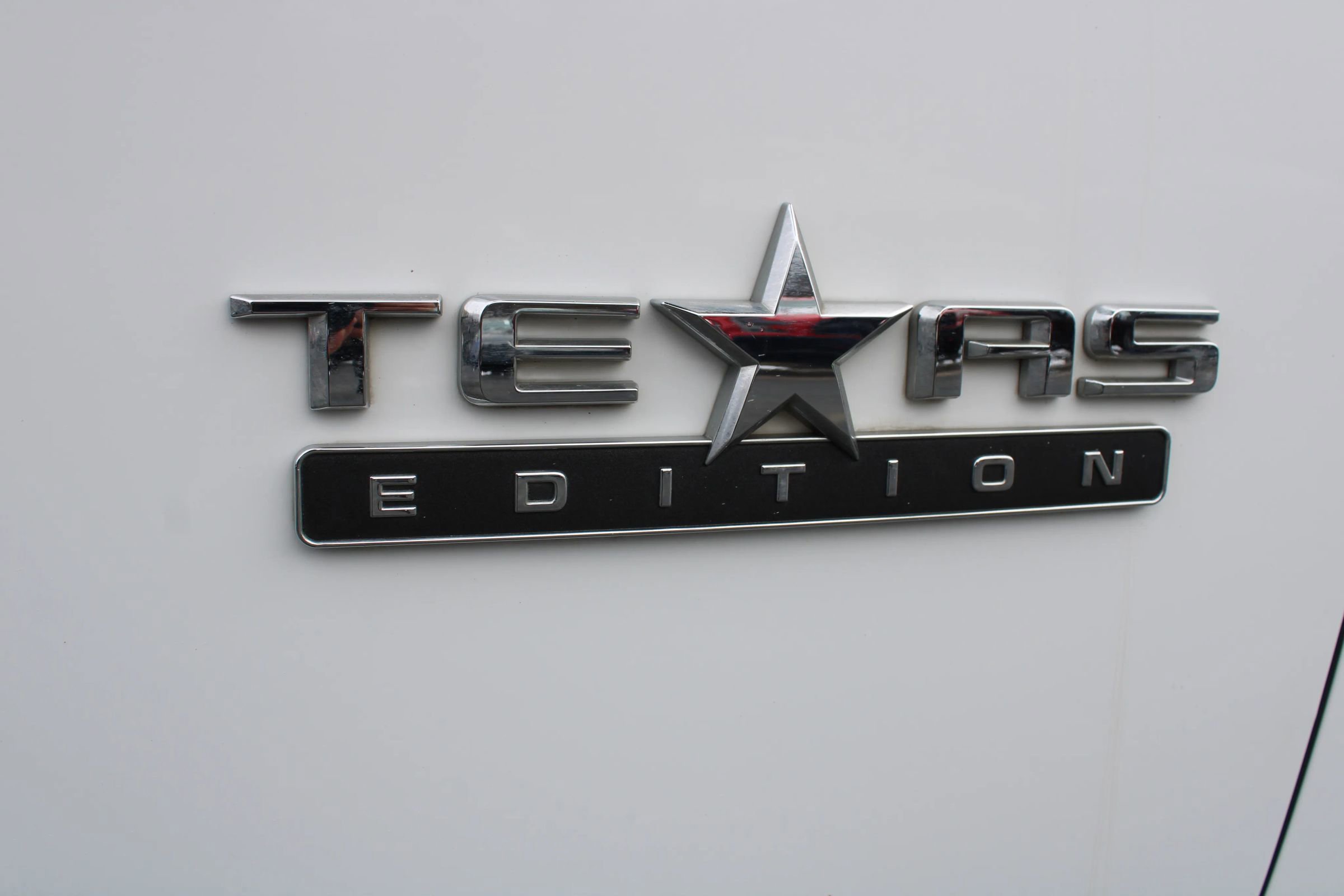 Used 2021 Chevrolet Silverado 3500 LT w/ Texas Edition image 27