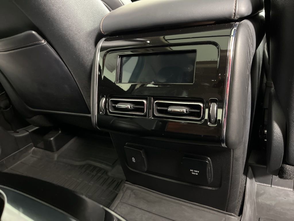 Used 2022 Lincoln Aviator Reserve w/ Equipment Group 201A image 7