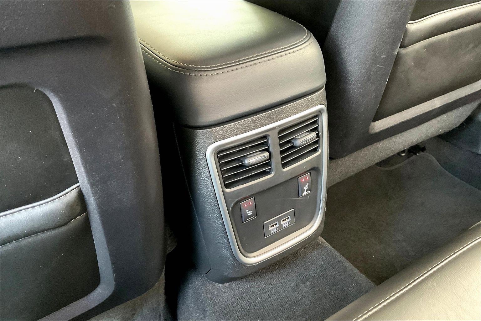Used 2022 Dodge Charger Scat Pack w/ Plus Group RWD image 10