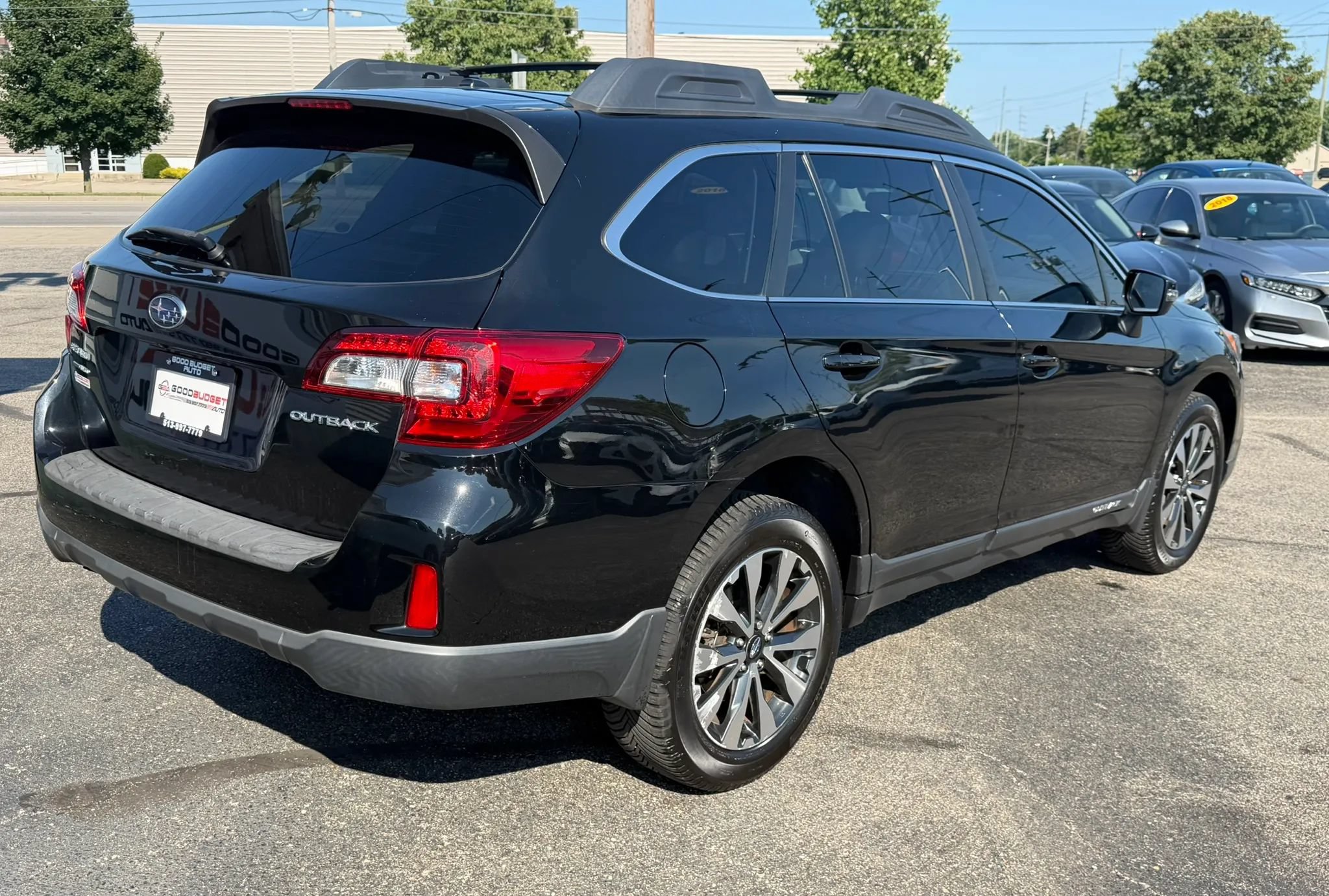 Used 2015 Subaru Outback 2.5i Limited AWD/4WD image 7