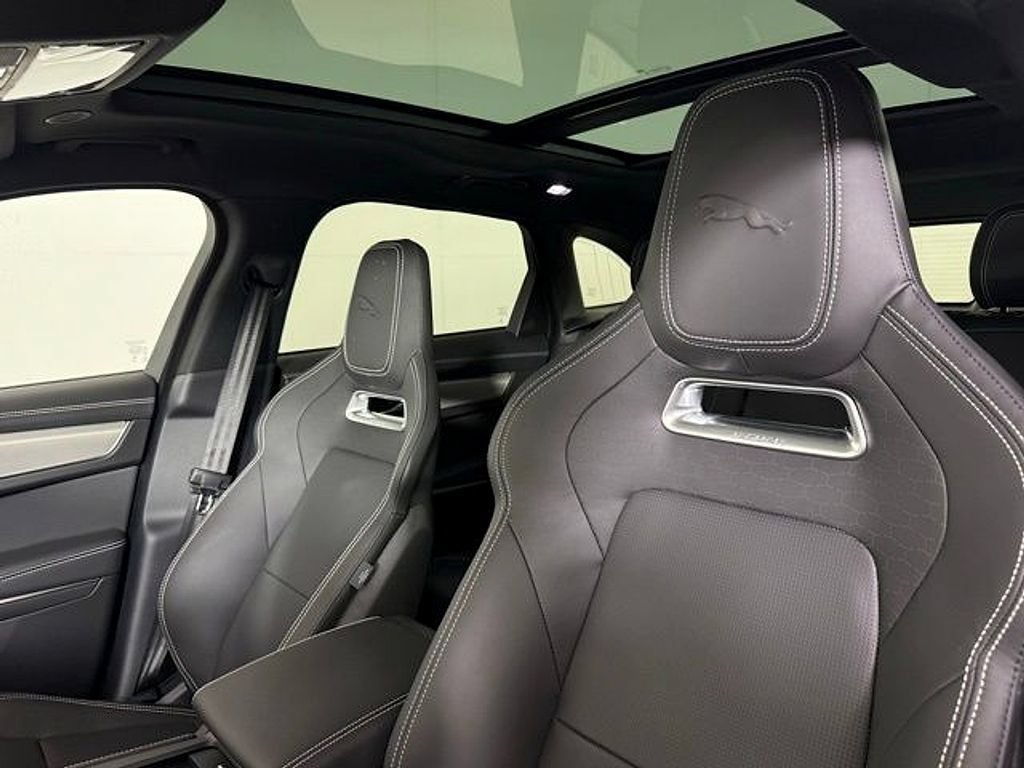 New 2026 Jaguar F-PACE R-Dynamic S AWD/4WD image 30