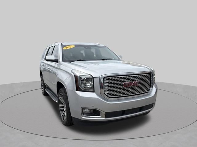 Used 2017 GMC Yukon Denali w/ Open Road Package AWD/4WD image 8
