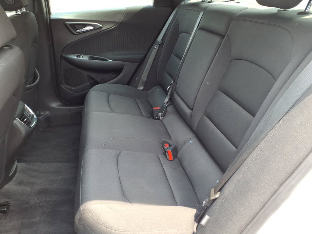 Used 2024 Chevrolet Malibu LT FWD image 15